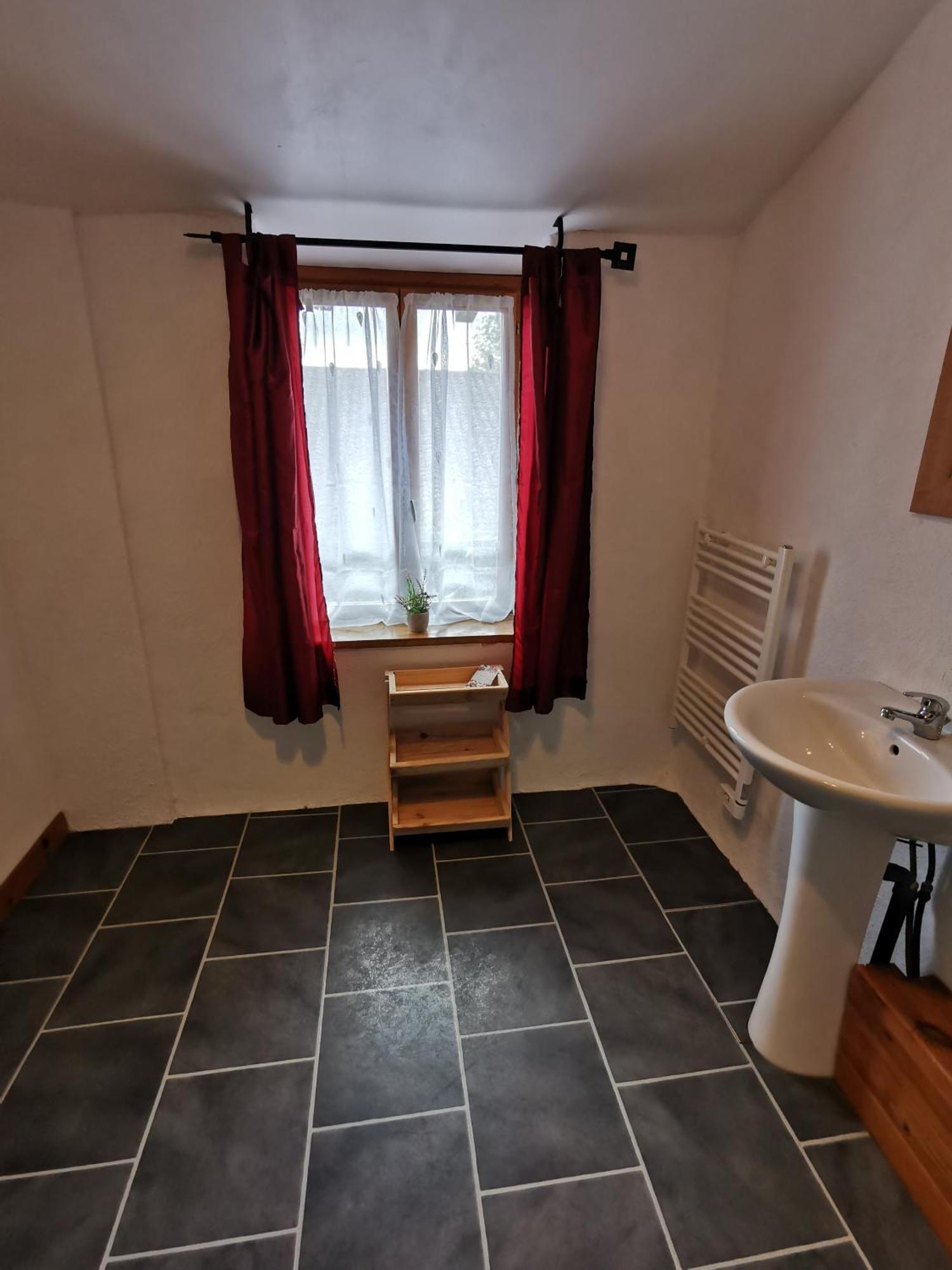 Tranquille Vienne Gites A Chirac Dept Charente Exterior photo